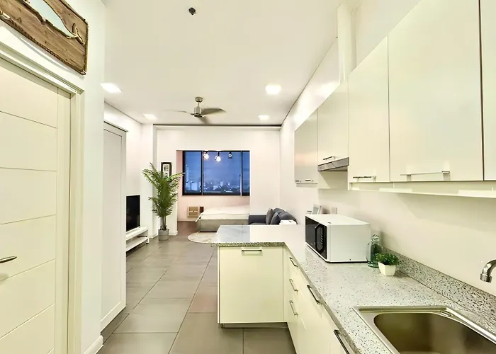 Voss Apartment *