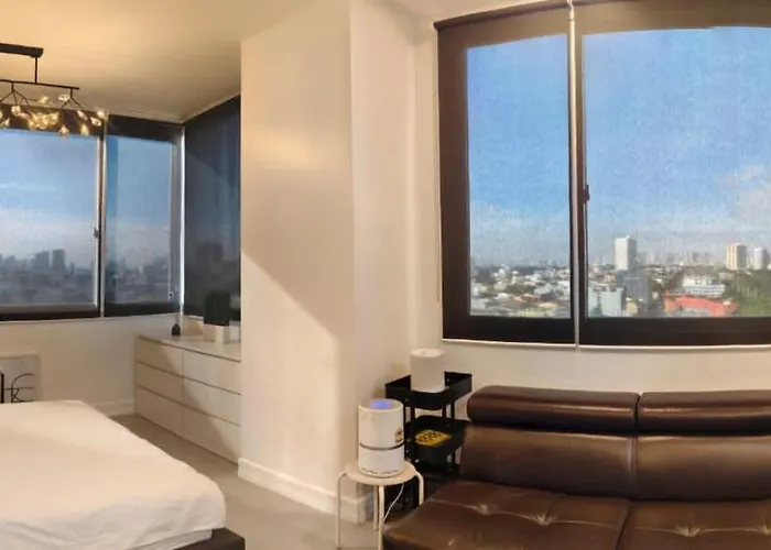 Voss * Manila